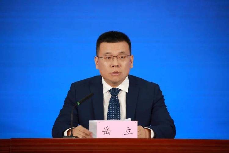 委常委,常务副区长,区政府新闻发言人岳立聚焦海淀区重大改革举措成效